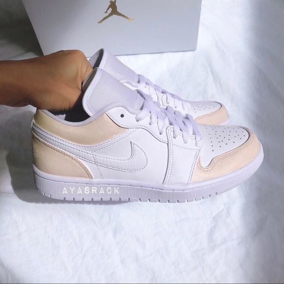 Jordan Shoes - Custom painted air jordan low